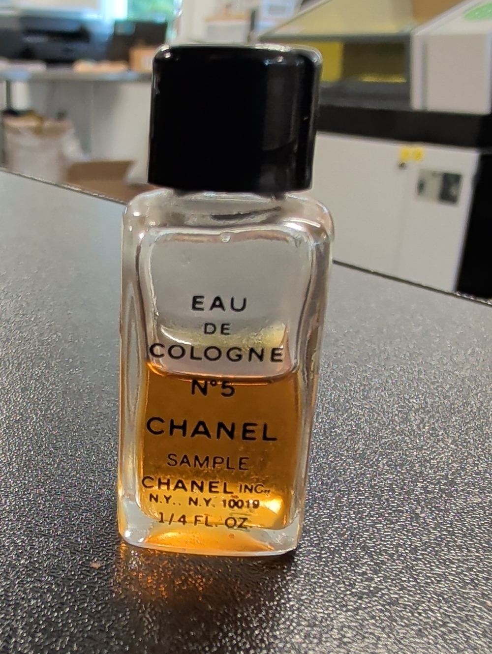 VTG Chanel No. 5 SAMPLE SIZE PERFUME SPLASH Eau De Cologne 1/4oz 7.5ml 75% Full